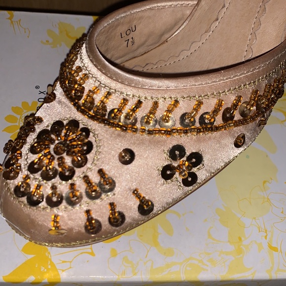Gorgeous Gold Embellished Heels - Picture 10 of 11